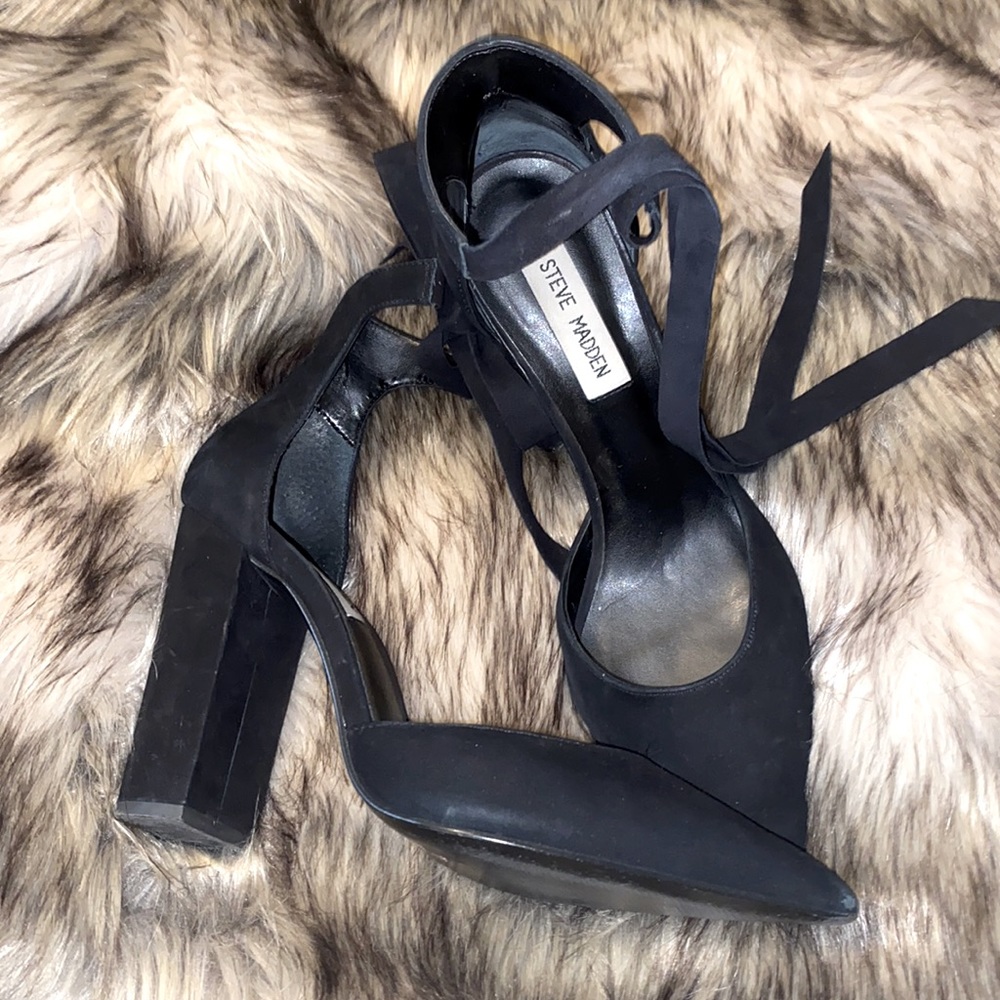 Steve Madden black heels